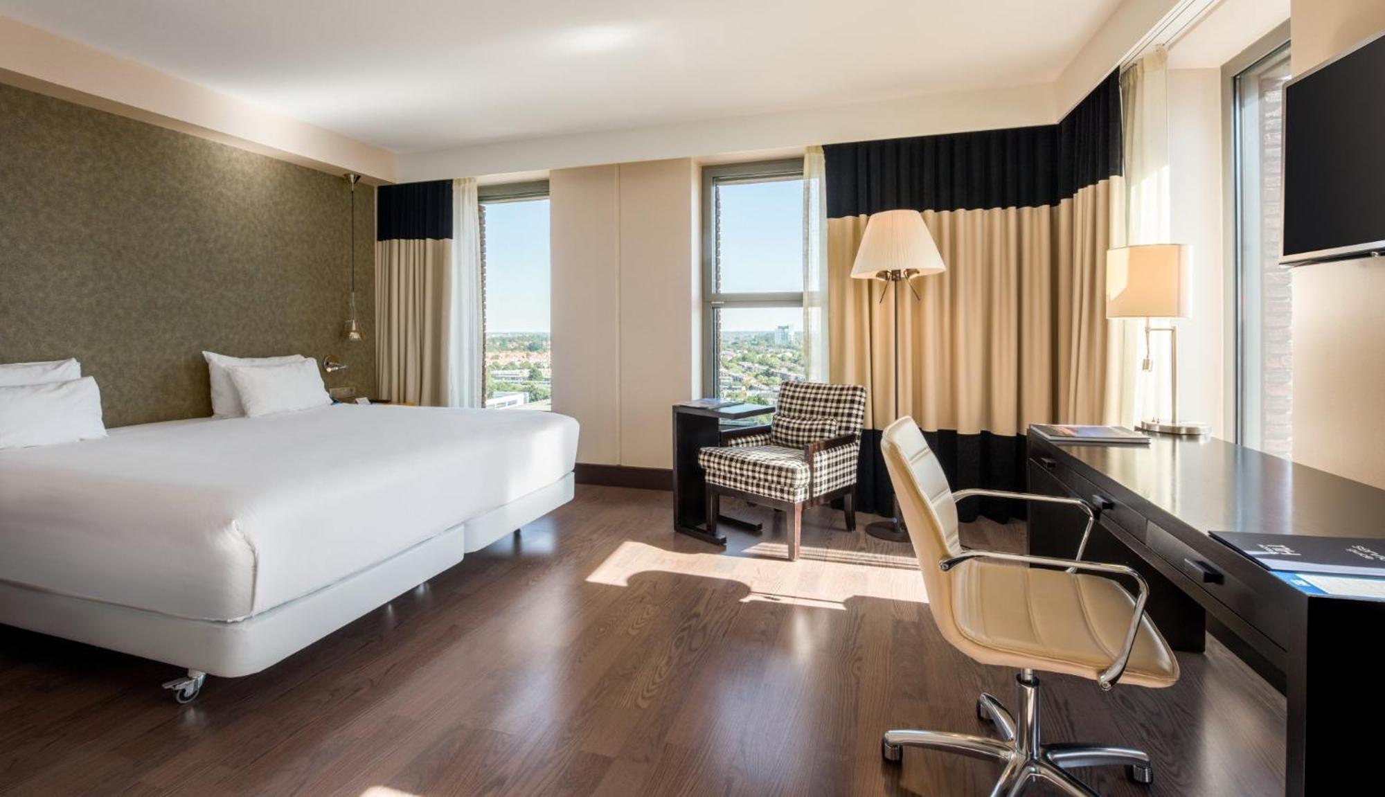 Hotel Nh 4*