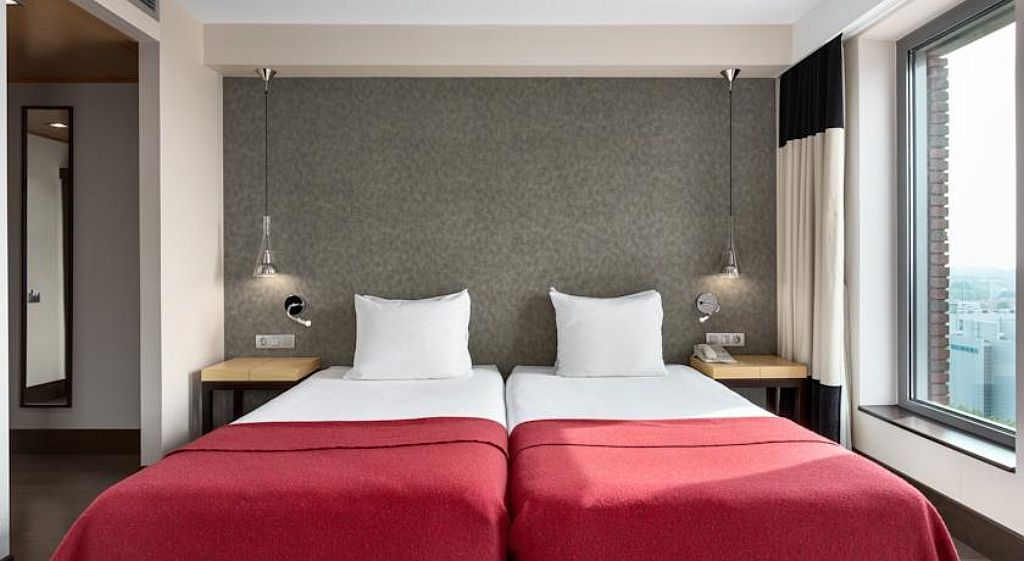 Nh Hotel 4*